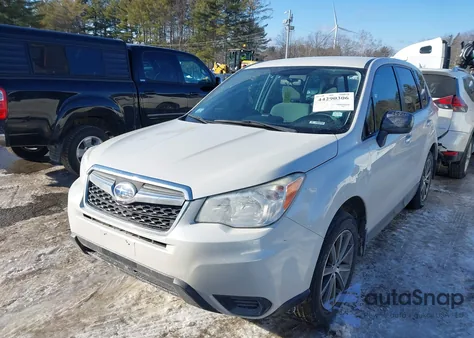 2015 Subaru Forester 2.5I z USA, uszkodzony, nr VIN JF2SJAAC9FH461830